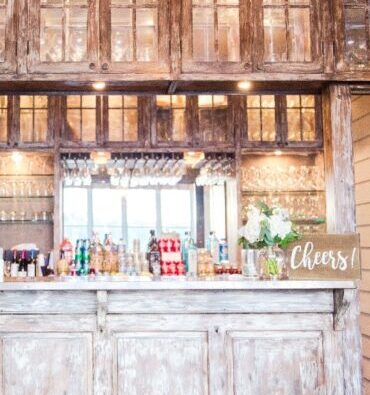 Club Bar
